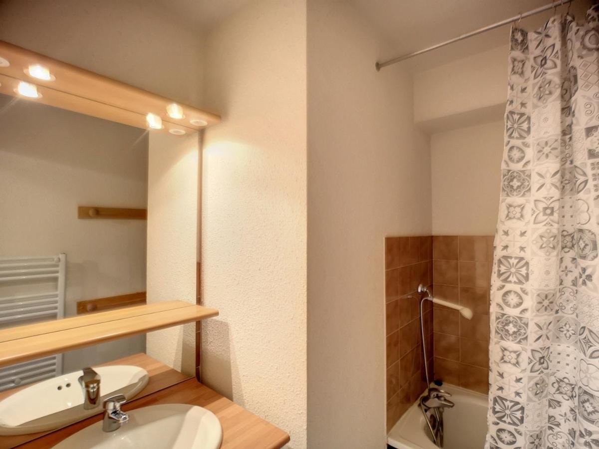 Ferienwohnung Les Menuires: 2 Pieces, 4 Pers, Pied Des Pistes, Parking Gratuit - Fr-1-178-100 Saint-Martin-de-Belleville Exterior foto